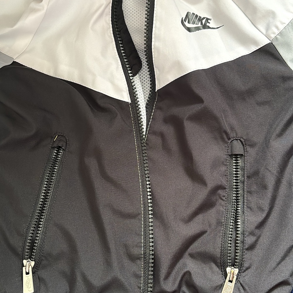 Nike Black and White Windbreaker Jacket